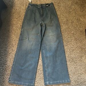 Wide leg trouser jean